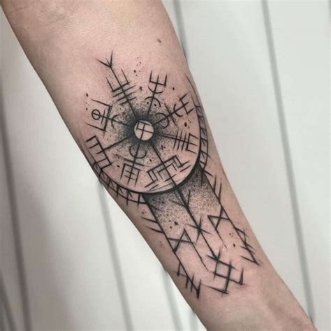 helm of awe tattoo|vegvisir and raven tattoo designs.